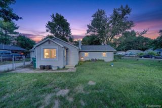 9110 Grove Drive, Northfield Township, MI 48189