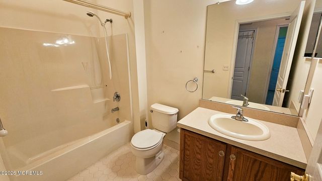 46 Ivy Creek Drive, Little Egg Harbor, NJ 08087