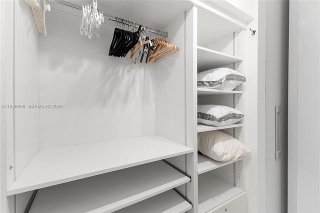 401 Ocean Dr 421, Miami Beach, FL 33139