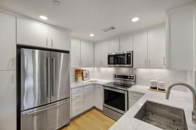 2988 Grassina Street 209, San Jose, CA 95136
