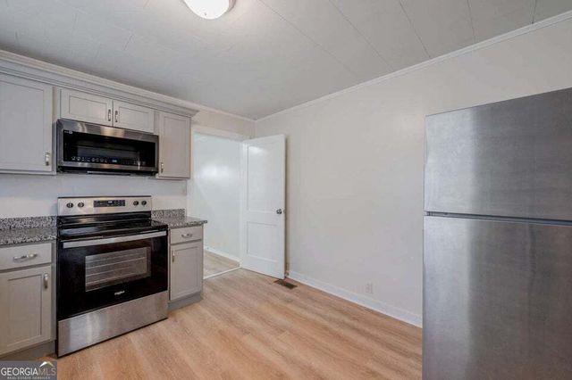 56 East Avenue, Rossville, GA 30741