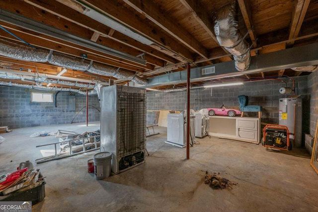 56 East Avenue, Rossville, GA 30741