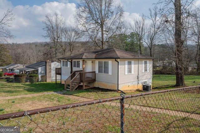 56 East Avenue, Rossville, GA 30741