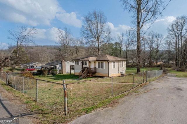 56 East Avenue, Rossville, GA 30741