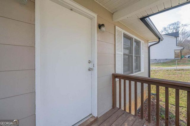 56 East Avenue, Rossville, GA 30741