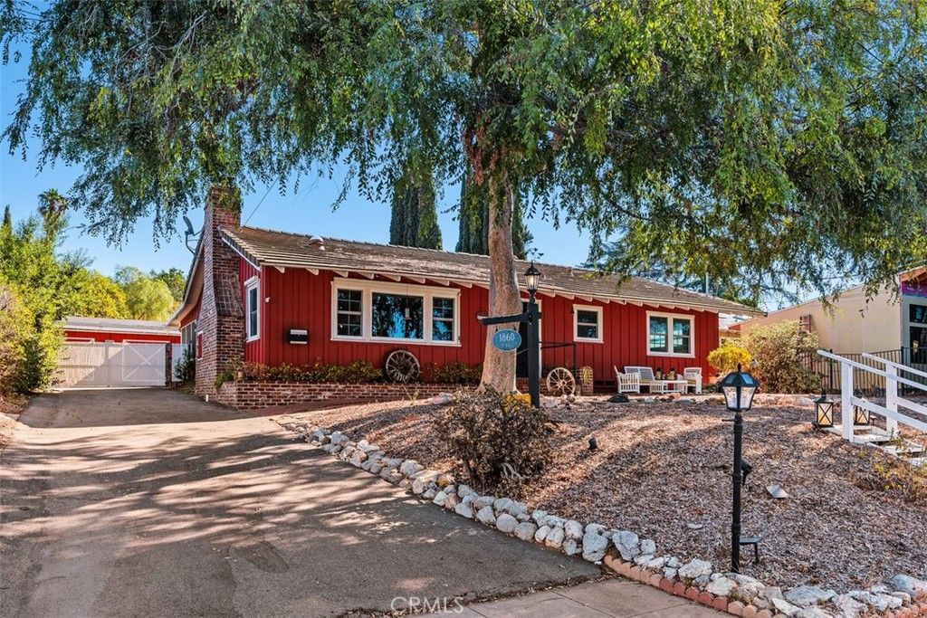 1860 S Juniper S, Escondido, CA 92025 — exterior