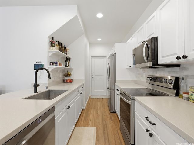 91-6221 Kapolei Parkway 430, Ewa Beach, HI 96706