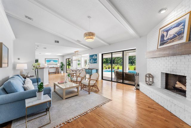 6048 Woodlake Road, Jupiter, FL 33458