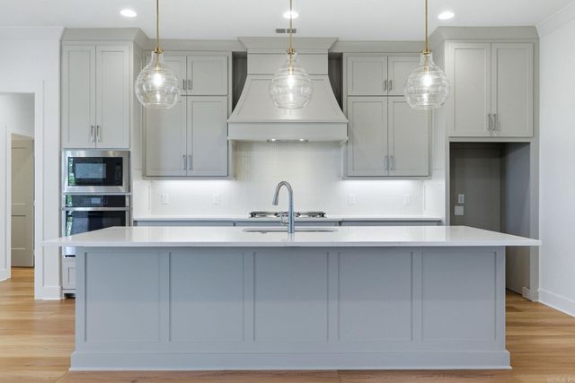 21 Mountain Brook Road, Little Rock, AR 72223