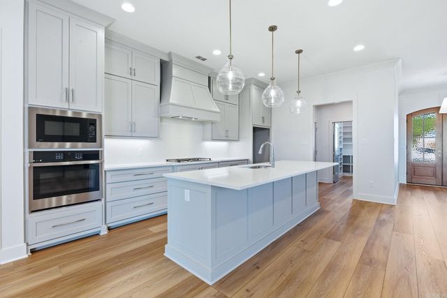 21 Mountain Brook Road, Little Rock, AR 72223