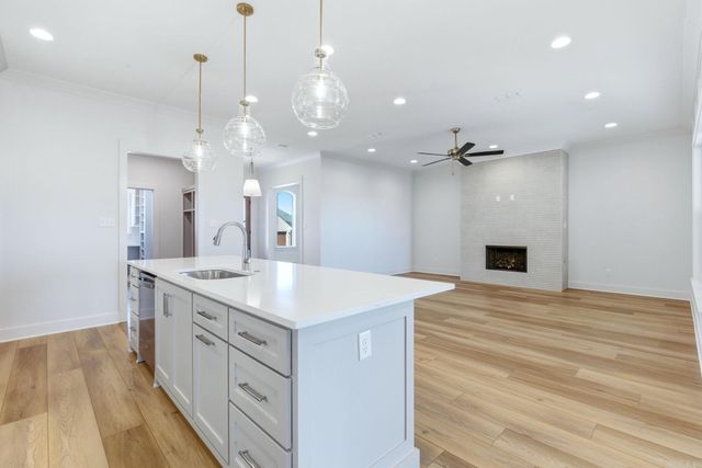 21 Mountain Brook Road, Little Rock, AR 72223