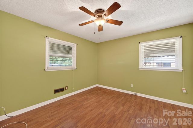 4400 Hamilton Circle, Charlotte, NC 28216