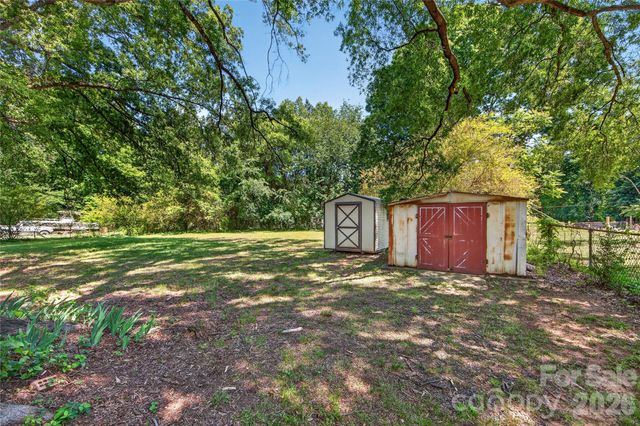 4400 Hamilton Circle, Charlotte, NC 28216
