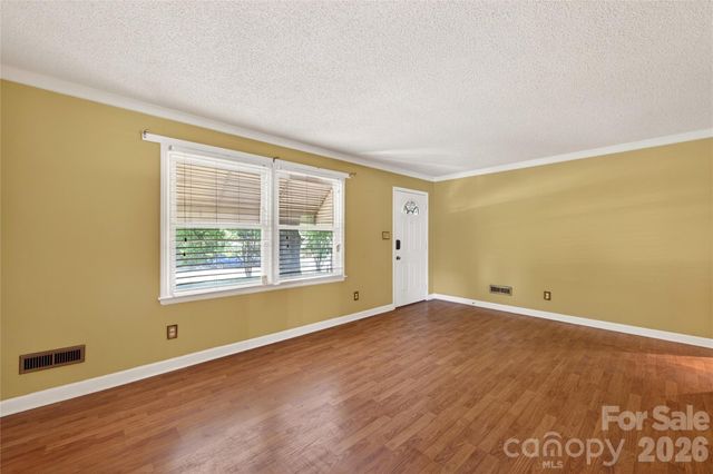 4400 Hamilton Circle, Charlotte, NC 28216