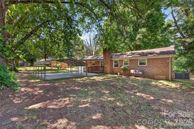 4400 Hamilton Circle, Charlotte, NC 28216