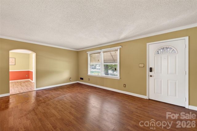 4400 Hamilton Circle, Charlotte, NC 28216