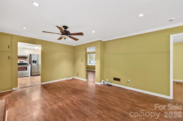 4400 Hamilton Circle, Charlotte, NC 28216