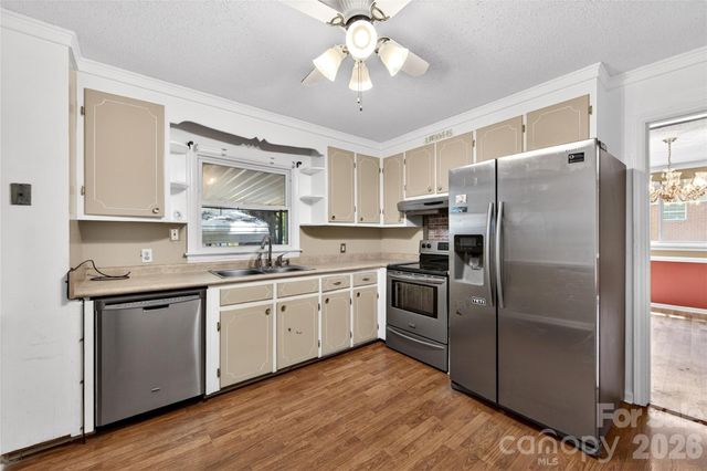 4400 Hamilton Circle, Charlotte, NC 28216