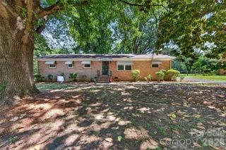 4400 Hamilton Circle, Charlotte, NC 28216