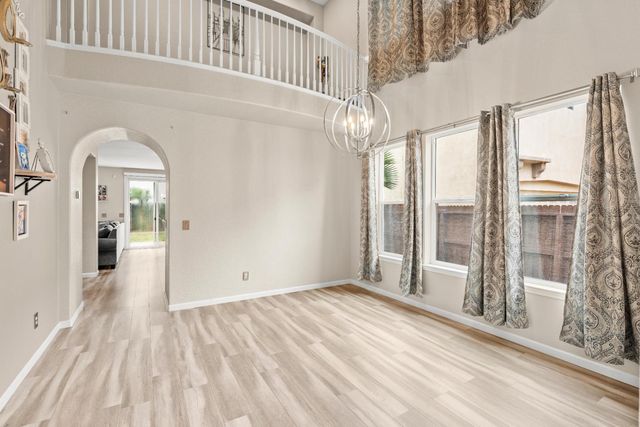 2483 Bear River Ct, West Sacramento, CA 95691