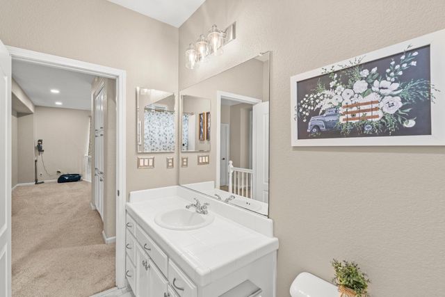 2483 Bear River Ct, West Sacramento, CA 95691