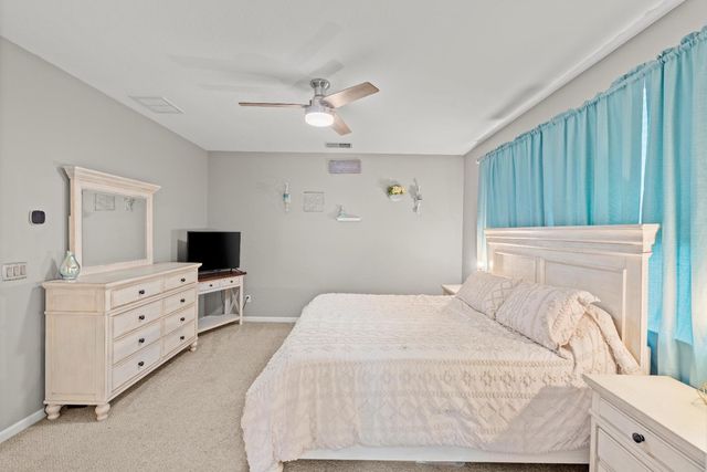 2483 Bear River Ct, West Sacramento, CA 95691