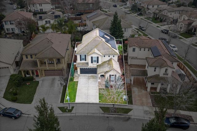 2483 Bear River Ct, West Sacramento, CA 95691