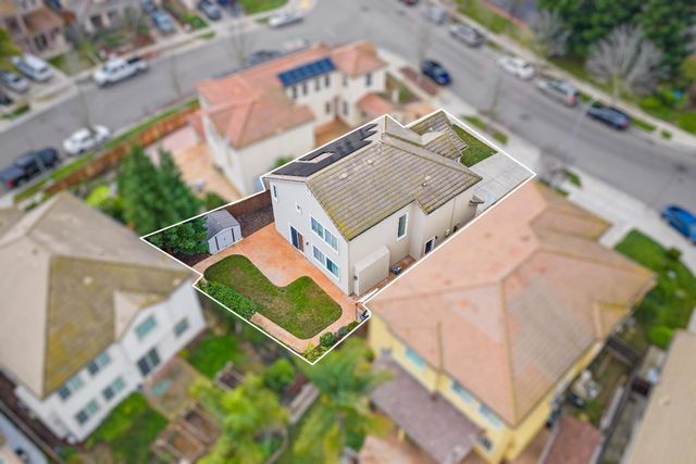 2483 Bear River Ct, West Sacramento, CA 95691