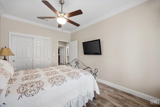 1328 Valov Lane, Bakersfield, CA 93314