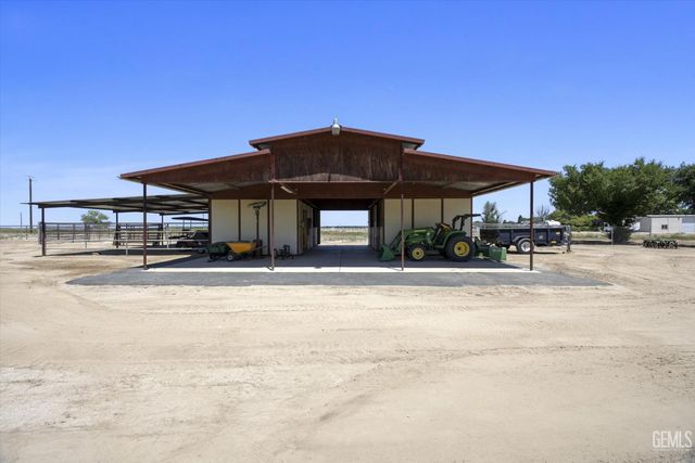 1328 Valov Lane, Bakersfield, CA 93314