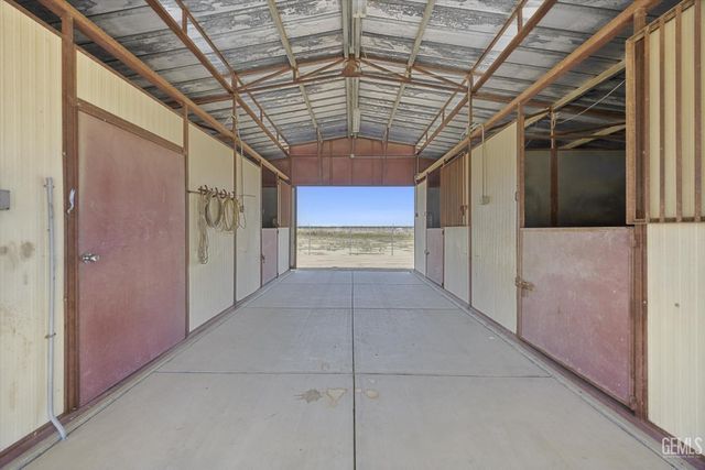 1328 Valov Lane, Bakersfield, CA 93314