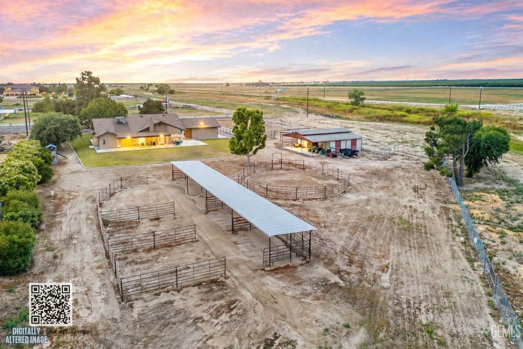 1328 Valov Lane, Bakersfield, CA 93314
