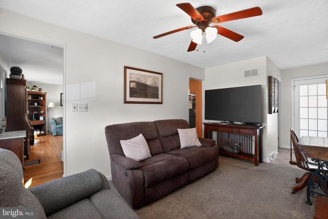 2 RIVANNA RD, New Castle, DE 19720