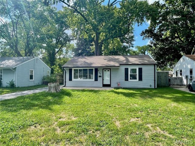 23 Mary Ann Court, Florissant, MO 63031