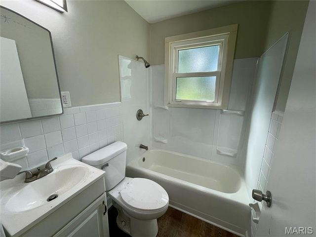 23 Mary Ann Court, Florissant, MO 63031