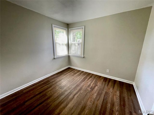 23 Mary Ann Court, Florissant, MO 63031
