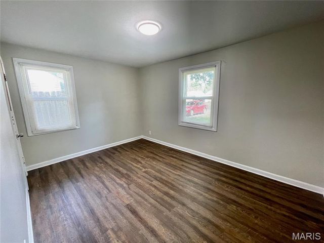 23 Mary Ann Court, Florissant, MO 63031