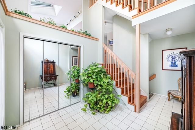 44 Mill Pond Rd 44, Woodland Park, NJ 07424