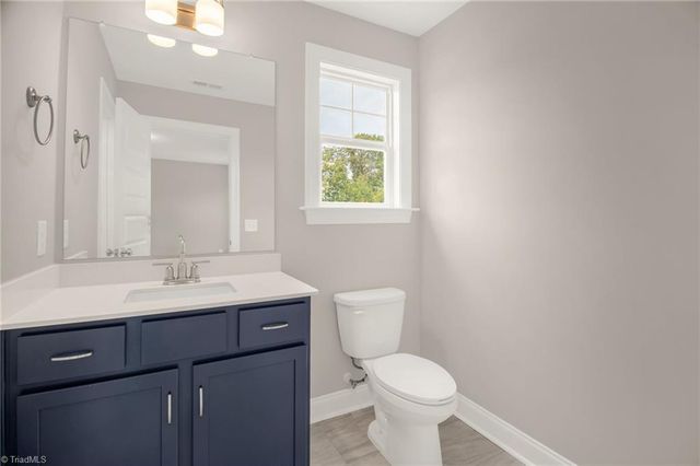 3104 Pasture View Drive, Summerfield, NC 27358