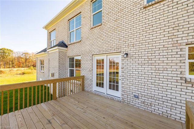 3104 Pasture View Drive, Summerfield, NC 27358