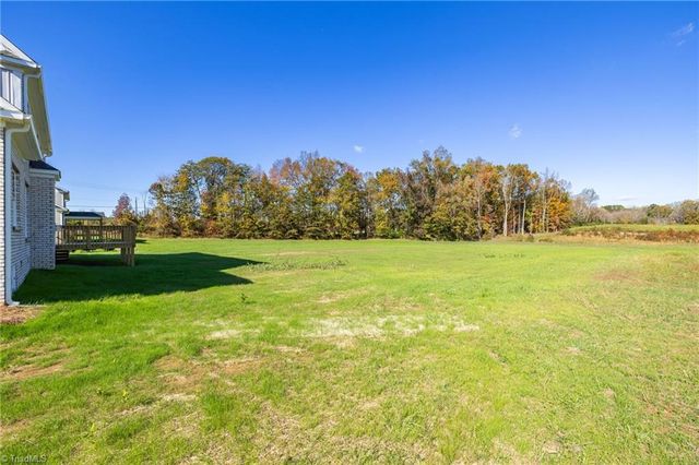 3104 Pasture View Drive, Summerfield, NC 27358