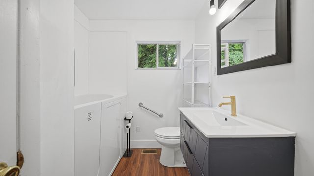 1209 Jarvis Avenue, Chattanooga, TN 37411