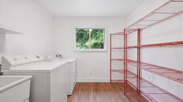 1209 Jarvis Avenue, Chattanooga, TN 37411