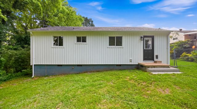 1209 Jarvis Avenue, Chattanooga, TN 37411