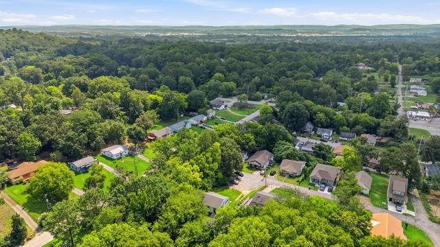 1209 Jarvis Avenue, Chattanooga, TN 37411