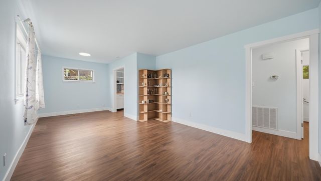 1209 Jarvis Avenue, Chattanooga, TN 37411