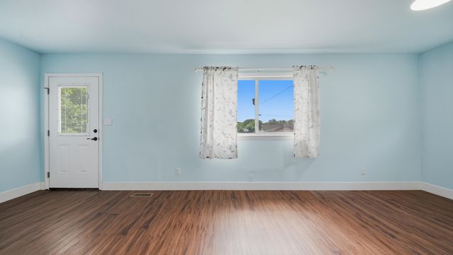 1209 Jarvis Avenue, Chattanooga, TN 37411