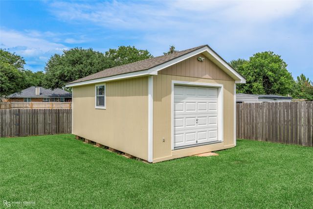 424 Westwood Drive, Bossier City, LA 71111