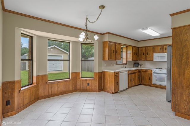 424 Westwood Drive, Bossier City, LA 71111