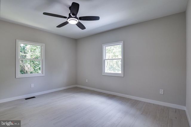 8426 WOODLAWN ST, Alexandria, VA 22309